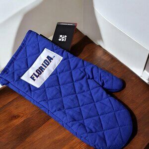 Oven Grill Mitt, University of Florida Gators brand new with tags
